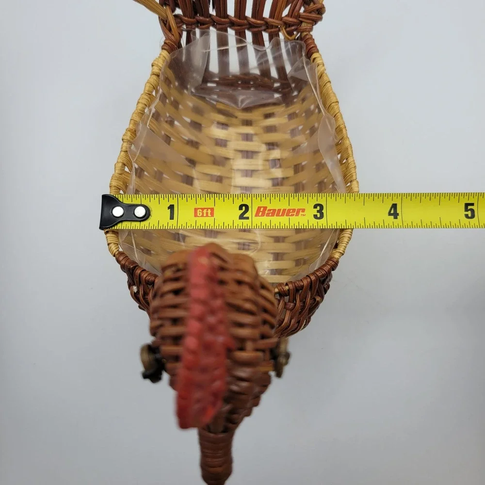 Cute Wicker Chicken Basket Planter with Liner‎ Vintage Farmhouse Decor